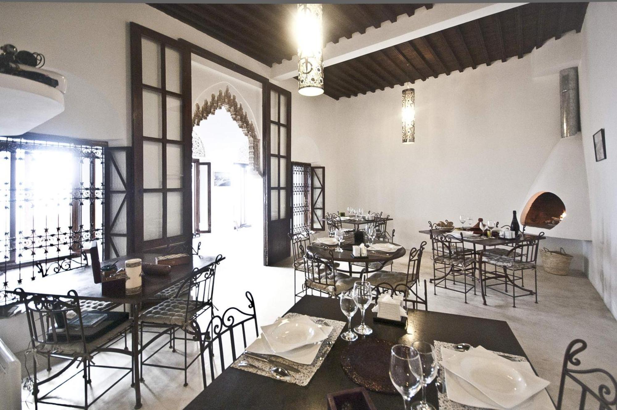 Riad El Maati Rabat Esterno foto